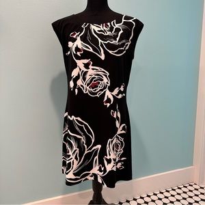 EUC White House Black Market floral graphic sleeveless shift dress